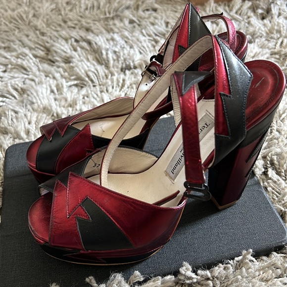 TERRY DE HAVILLAND - ZIA RED/BLACK LUXURY BLOCK HEEL - Picture 7 of 13